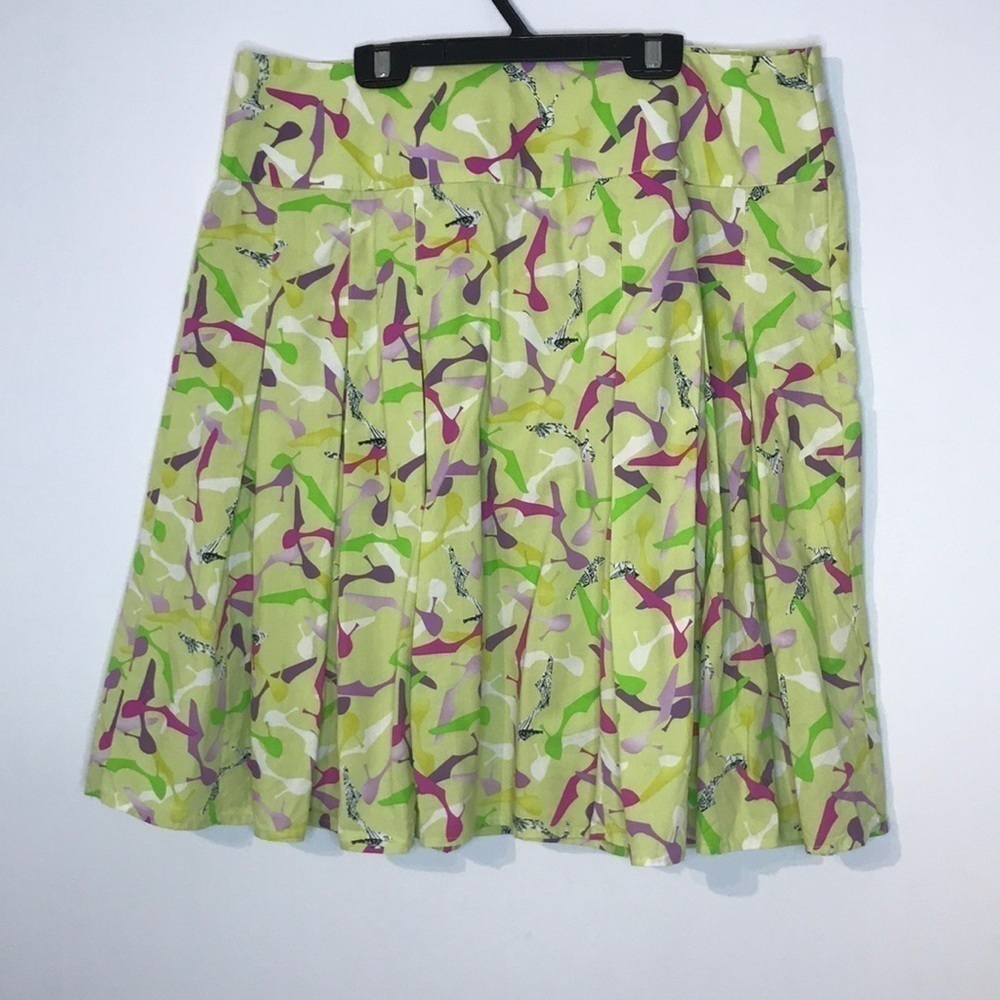 Liz Claiborne pleated novelty print mini skirt